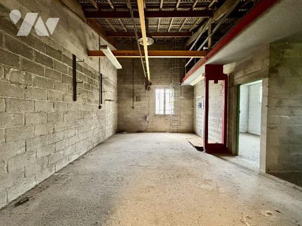 Bâtiment de 360 m2