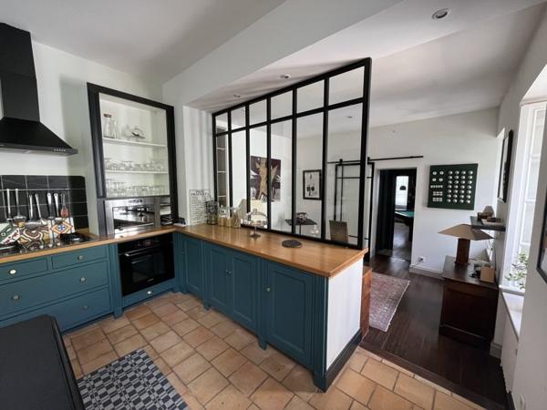 Maison à vendre |  Marans |  8 pièces | 206 m²