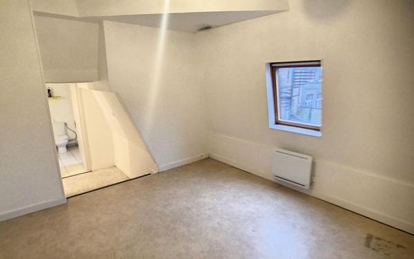 Appartement à louer    1 pièce •  Lille