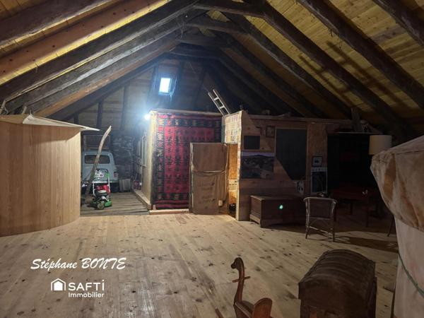 Ferme en pierres pleine de charme – grange, jardin