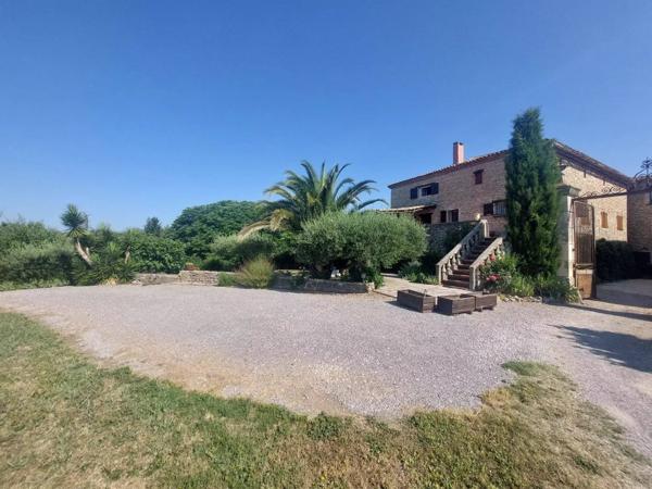 Mas authentique en pierre – 335 m² habitables – 1,7 ha – Vue imprenable sur les Cévennes