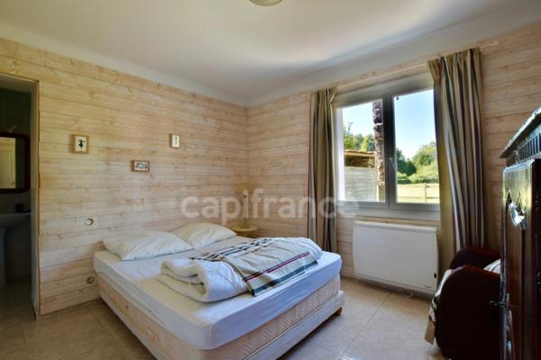 Maison à vendre 8 pièces ASCAIN (64) séparée en 2 appartements sur terrain de 8000m2