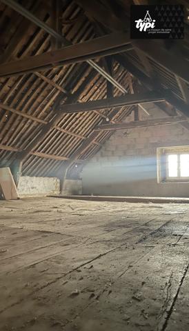 Maison 1 pièce de 130 m² à Baud