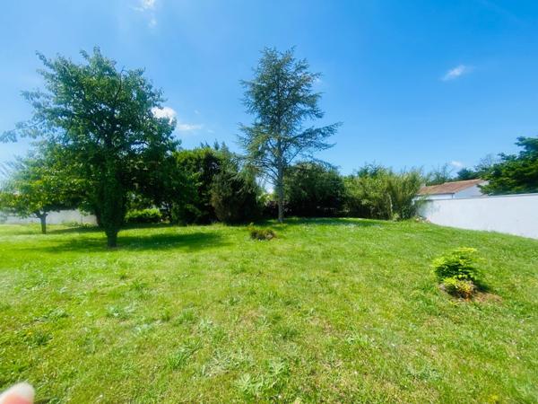 RARE A LA VENTE - TERRAIN D EXCEPTION DE 470 M2 AUX PORTES DE LA ROCHELLE !
