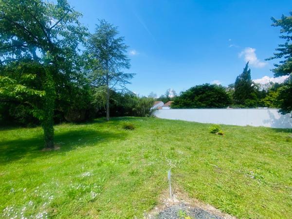 RARE A LA VENTE - TERRAIN D EXCEPTION DE 470 M2 AUX PORTES DE LA ROCHELLE !