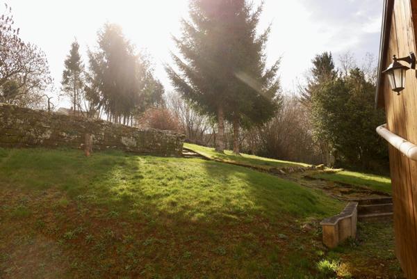 MAISON SUR 10,60 ARES DE TERRAIN