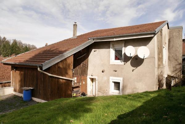 MAISON SUR 10,60 ARES DE TERRAIN