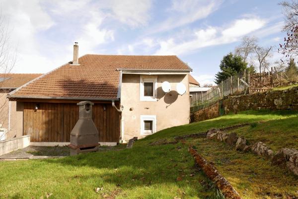 MAISON SUR 10,60 ARES DE TERRAIN