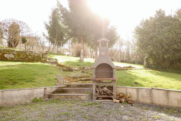 MAISON SUR 10,60 ARES DE TERRAIN