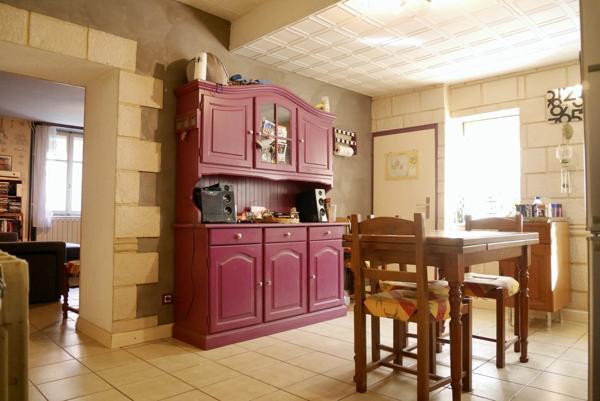 MAISON SUR 10,60 ARES DE TERRAIN