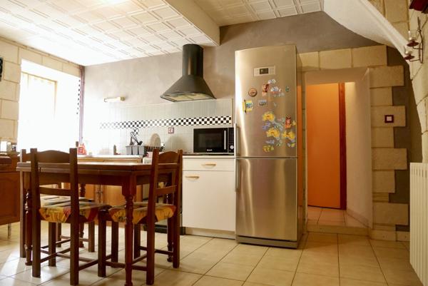 MAISON SUR 10,60 ARES DE TERRAIN