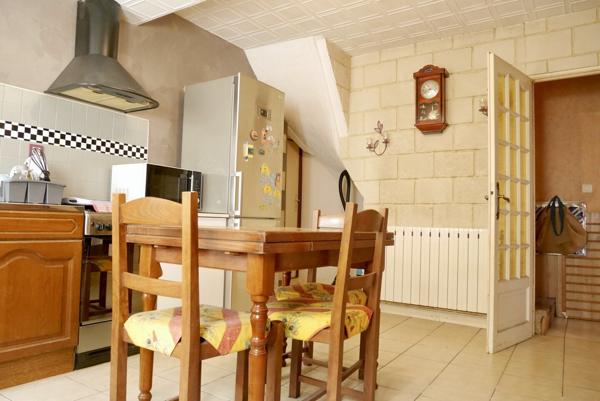 MAISON SUR 10,60 ARES DE TERRAIN