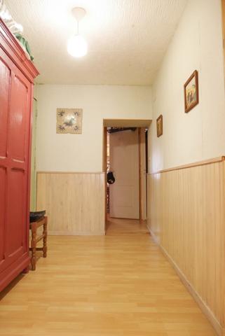 MAISON SUR 10,60 ARES DE TERRAIN