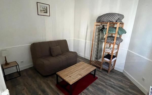Immeuble à vendre    6 pièces • 60 m2 Reims