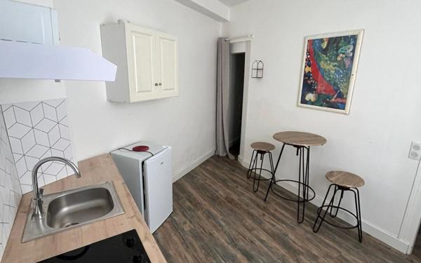Immeuble à vendre    6 pièces • 60 m2 Reims