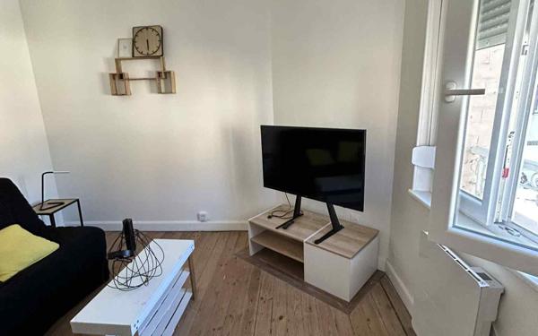 Immeuble à vendre    6 pièces • 60 m2 Reims