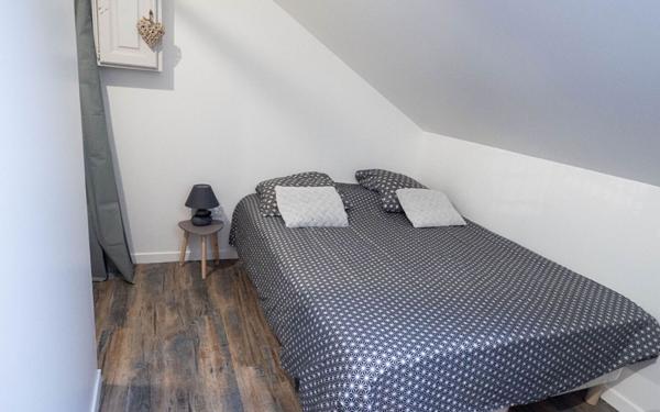 Immeuble à vendre    6 pièces • 60 m2 Reims