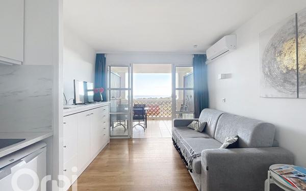 Appartement à vendre    2 pièces • 27,82 m2 Saint-Raphaël