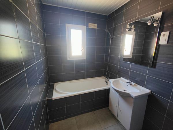 Maison La Crau 7 pièce(s) 141 m2