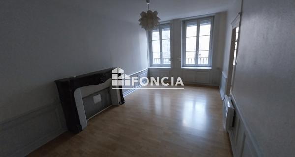 Location Studio 38 m² - Besançon 25000