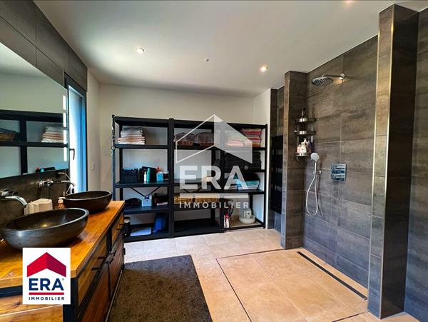 Maison d'architecte contemporaine avec vue imprenable