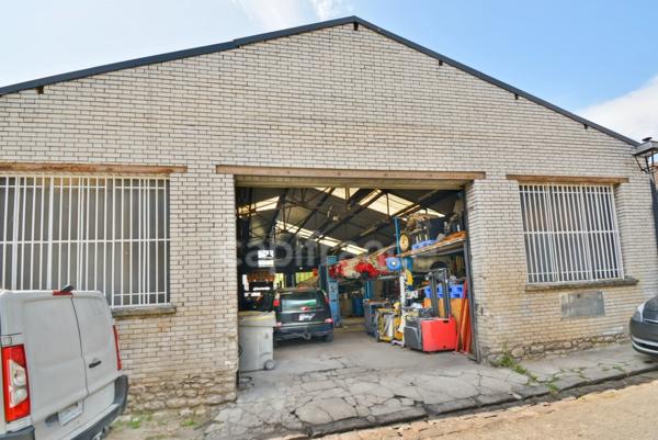 À découvrir – Ensemble immobilier avec atelier automobile et maison de 170 m²