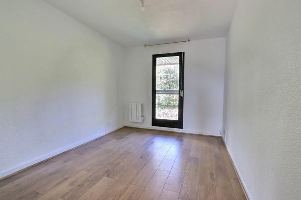 HAUTS DE CHAMALIERES -T4 DANS RESIDENCE AVEC PISCINE