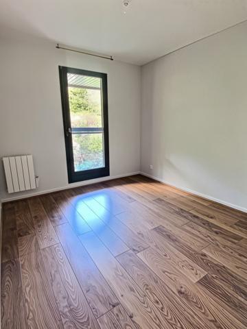HAUTS DE CHAMALIERES -T4 DANS RESIDENCE AVEC PISCINE