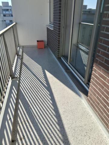 Bordeaux St Genes, T2 et parking