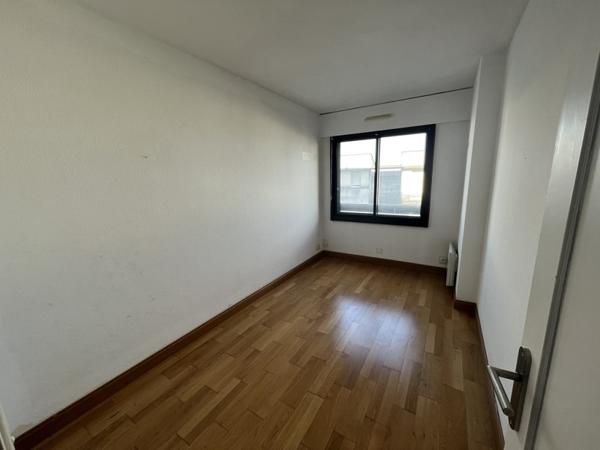 Appartement à louer 788 € CC Angoulême 4 p 96 m² DPE C