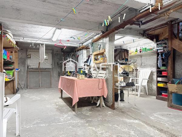 A rafraichir - Maison proche gare 3 chambres avec jardin