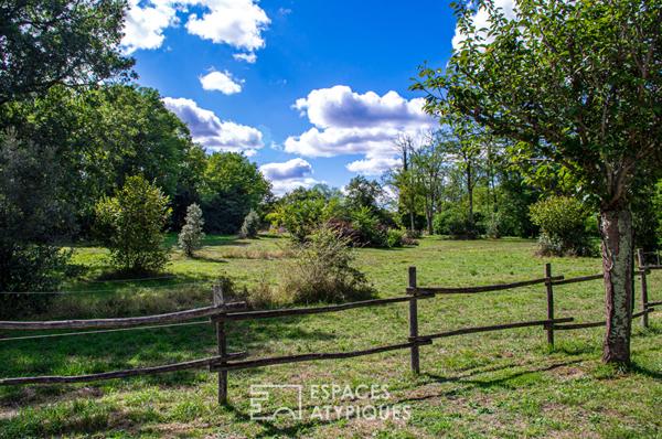 Propriété de caractére avec maison annexe et piscine