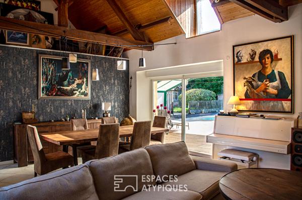 Propriété de caractére avec maison annexe et piscine