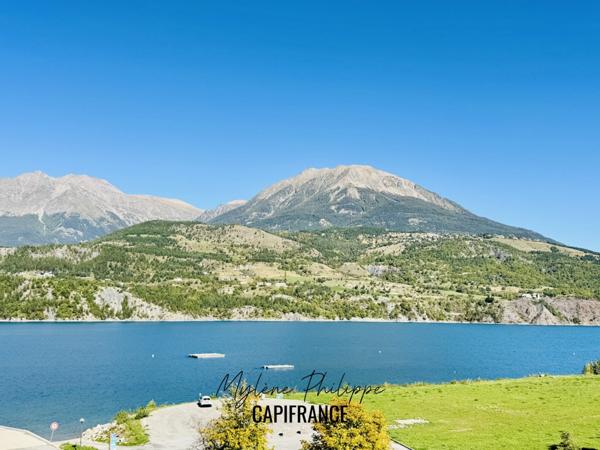 Bien d’exception – Vue panoramique sur le lac de Serre-Ponçon