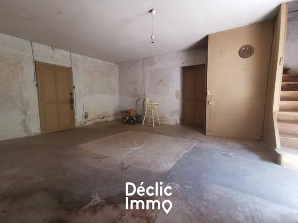 Vente maison à rénover Maillezais, 117m² 2500m² 4 pièces 115 500€