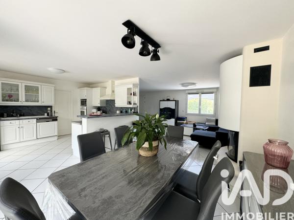 Maison à vendre 7 pièces 143 m² Linas