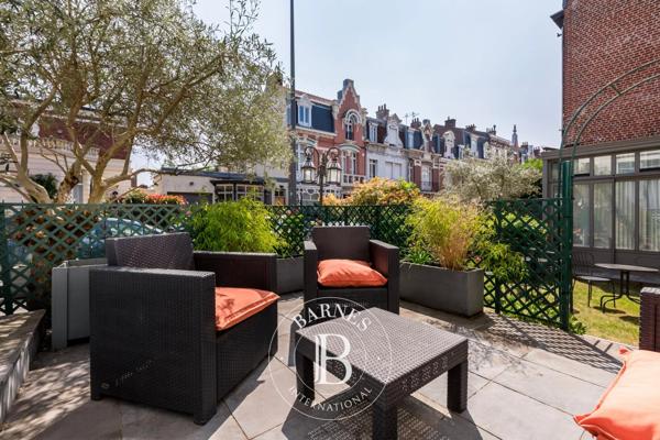 Lille, Maison  361 m² à vendre