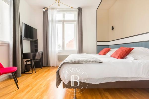 Lille, Maison  361 m² à vendre