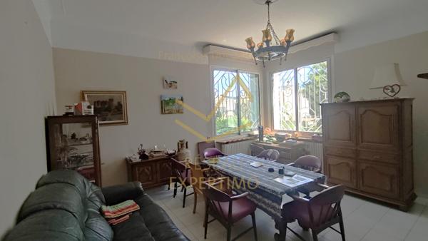 Châteaurenard (13160) Maison familiale - 4 à 5 chambres - 2 Garages - Atelier - buanderie - Proximité commerces et école