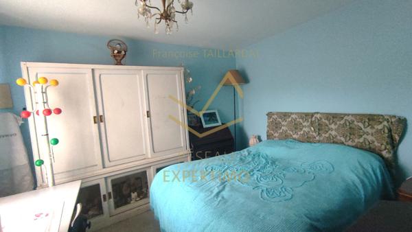 Châteaurenard (13160) Maison familiale - 4 à 5 chambres - 2 Garages - Atelier - buanderie - Proximité commerces et école