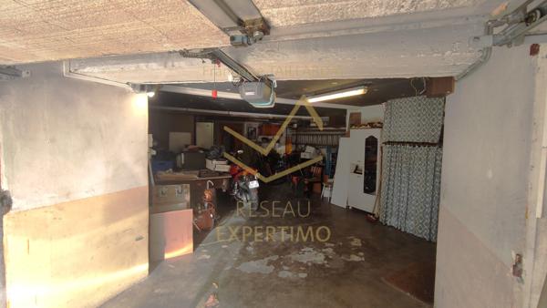 Châteaurenard (13160) Maison familiale - 4 à 5 chambres - 2 Garages - Atelier - buanderie - Proximité commerces et école