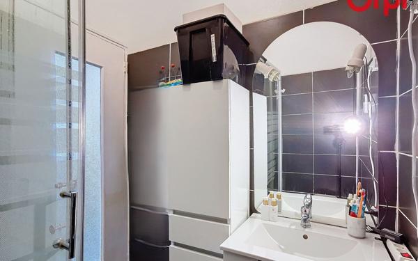 Appartement à vendre    2 pièces • 49,28 m2 Toulon