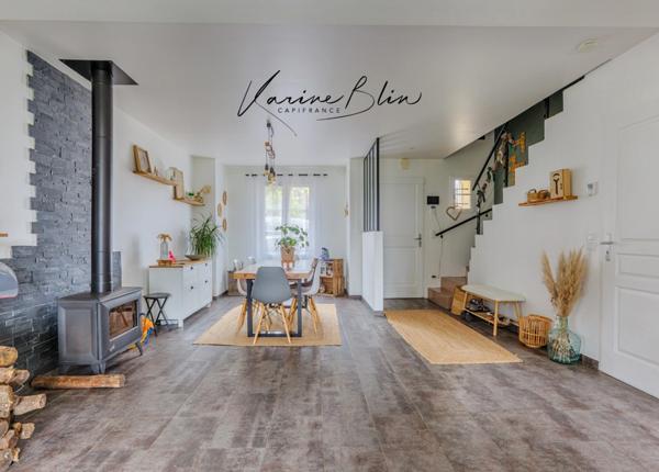 Maison contemporaine à vendre 8 pièces Grisy les Platres