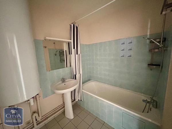 Appartement à louer 2 pièces 47.44m² Lille (59000)