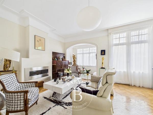 La Madeleine, Maison 5 Chambres -  253 m² à vendre