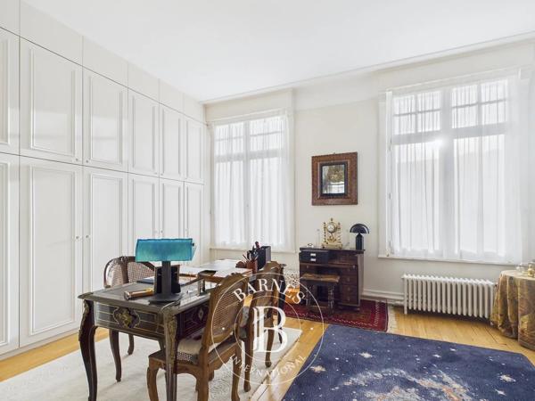 La Madeleine, Maison 5 Chambres -  253 m² à vendre