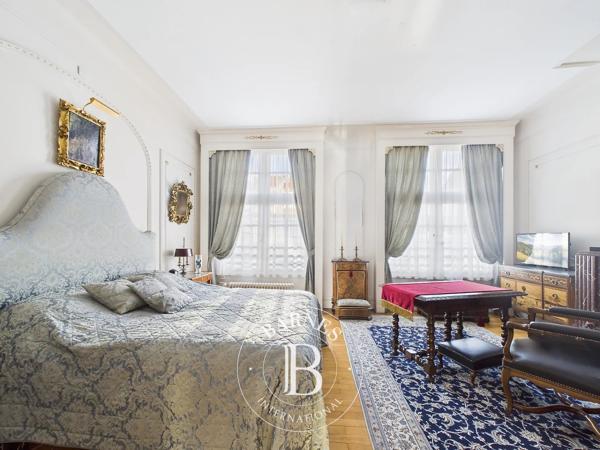La Madeleine, Maison 5 Chambres -  253 m² à vendre