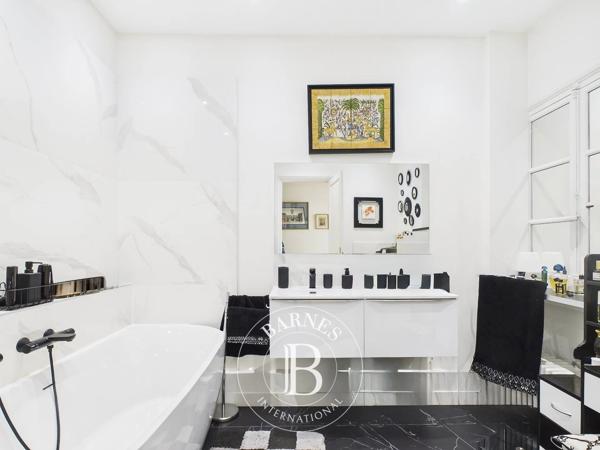 La Madeleine, Maison 5 Chambres -  253 m² à vendre