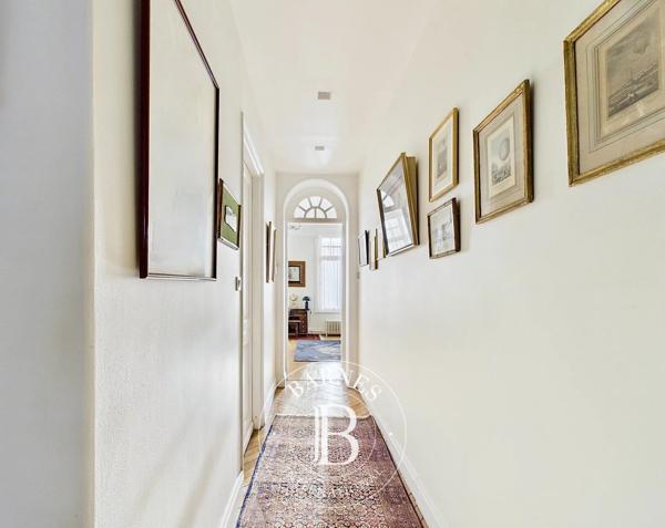 La Madeleine, Maison 5 Chambres -  253 m² à vendre