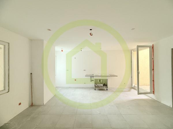 Appartement à SAINT BARTHELEMY DE BEAUREPAIRE (38270)